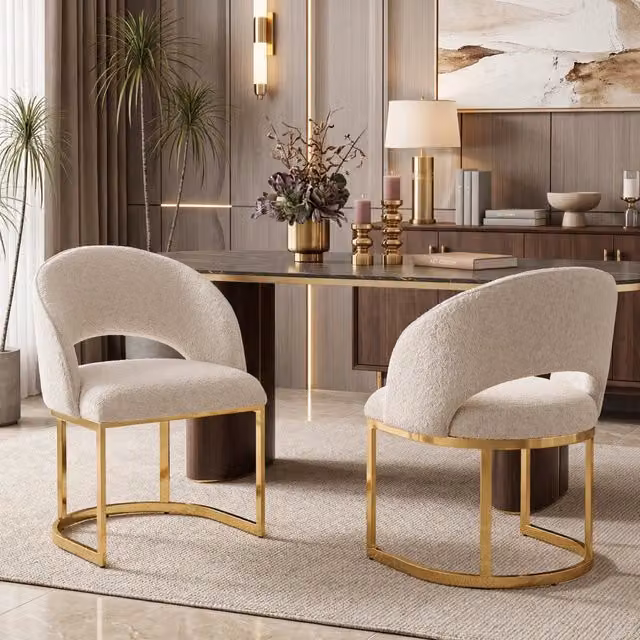 Set di 2 sedie da pranzo moderne FOLYNA in tessuto bouclé beige con gambe in metallo dorato lucido
