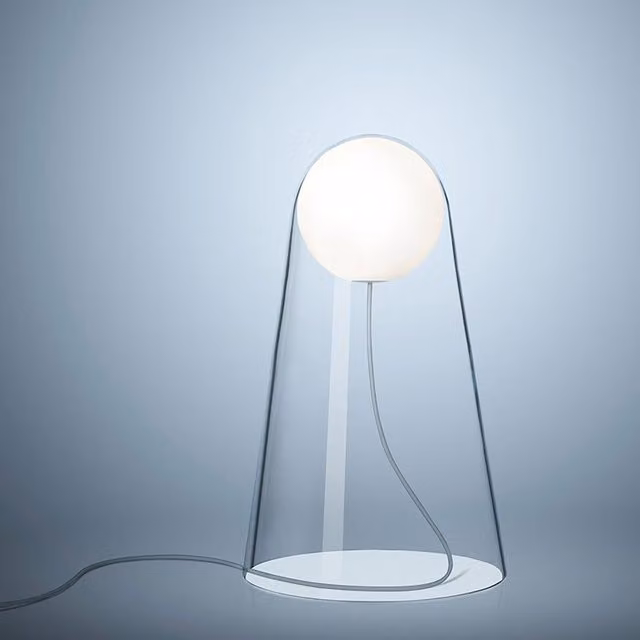 Lampada da tavolo Foscarini Satellight in vetro bianco e trasparente con luce LED warm white