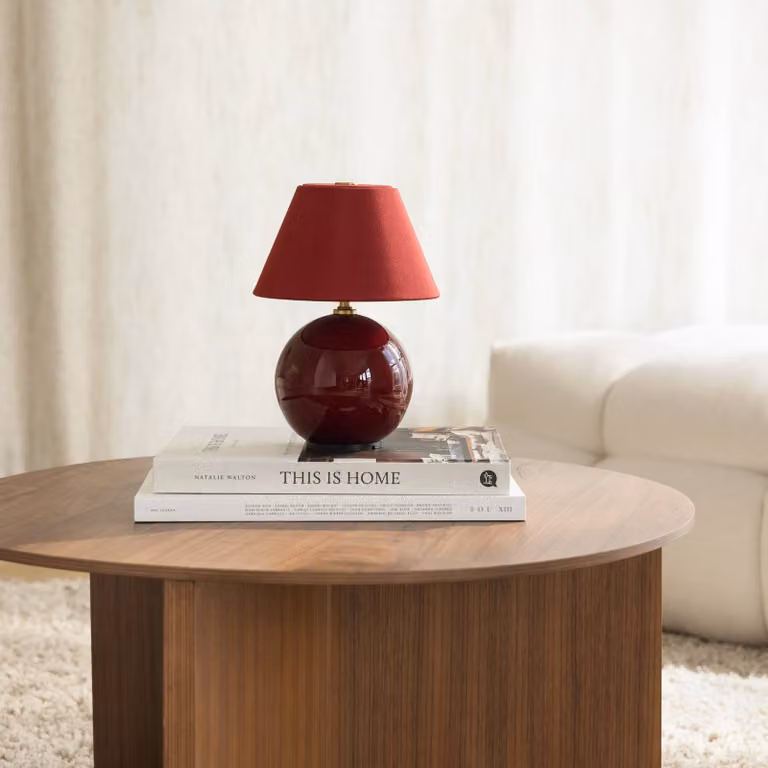 Globen Lighting Lampada da tavolo a LED IRIS, dimmerabile, Rosso, Soggiorno / Sala da pranzo, Tessuto / Stoffa / Seta, Scandinavo, Lampada da tavolo LED