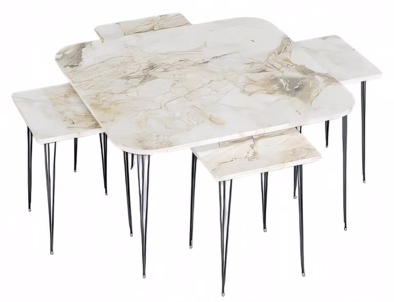 Moderner Holz-Couchtisch mit buntem Design und Beistelltischen