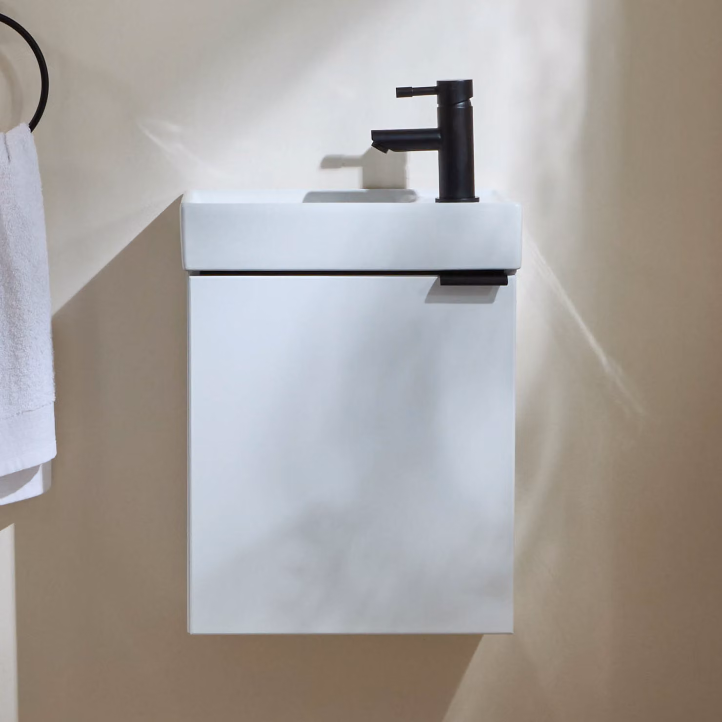 Mobile Bagno Bianco Sospeso da 400mm con Lavabo e Maniglia Moderna Nera con Impugnatura a Dito - Cluo