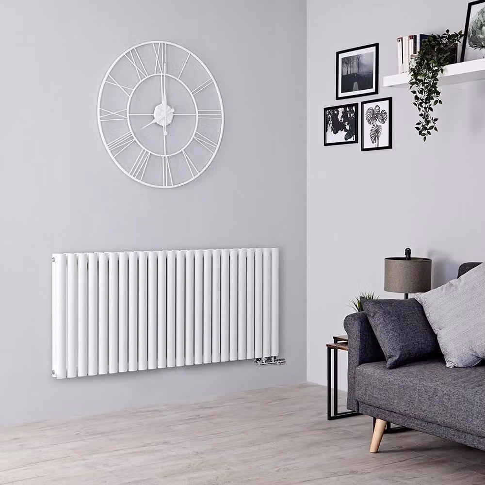 Radiatore Orizzontale Doppio Bianco di Design con Attacchi Centrali - 1780W - 635 x 1411mm - Revive Caldae