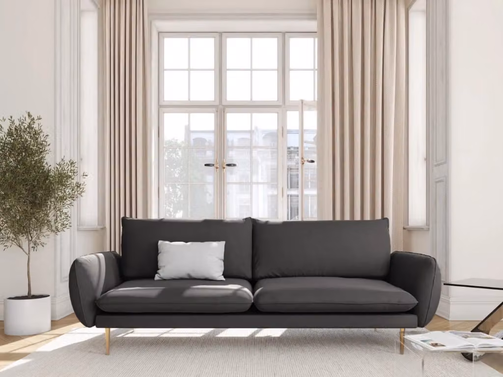 Divano 3 posti Vienna di Cosmopolitan Design in velluto grigio scuro con struttura in metallo e cuscini inclusi – 2