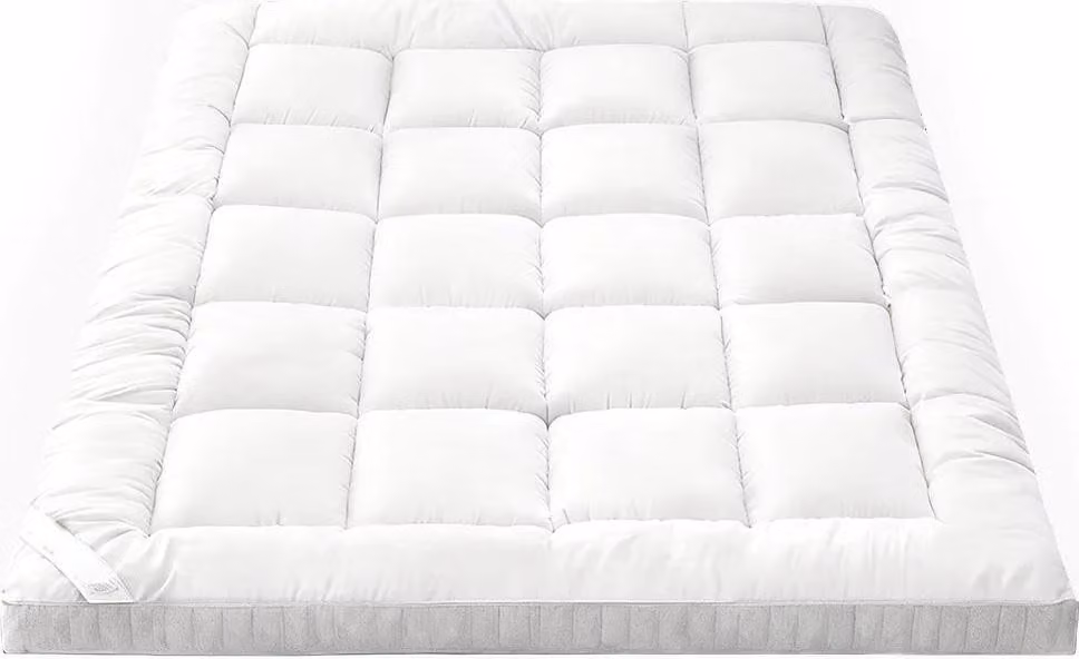 Sottostrato per materasso - Topper - Spessore 10 cm - Fibra di poliestere 3D - Antiscivolo con angolari fissanti - 135x200 cm - Bianco