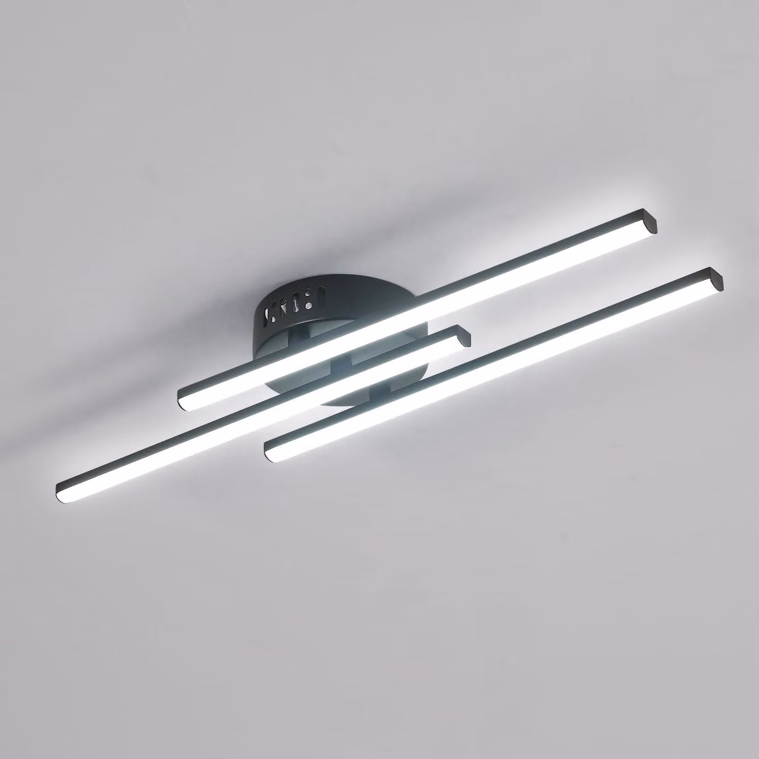 Lampada da soffitto LED moderna, design elegante, colore nero, 18W, 2000 lumen, lampada a soffitto a linee