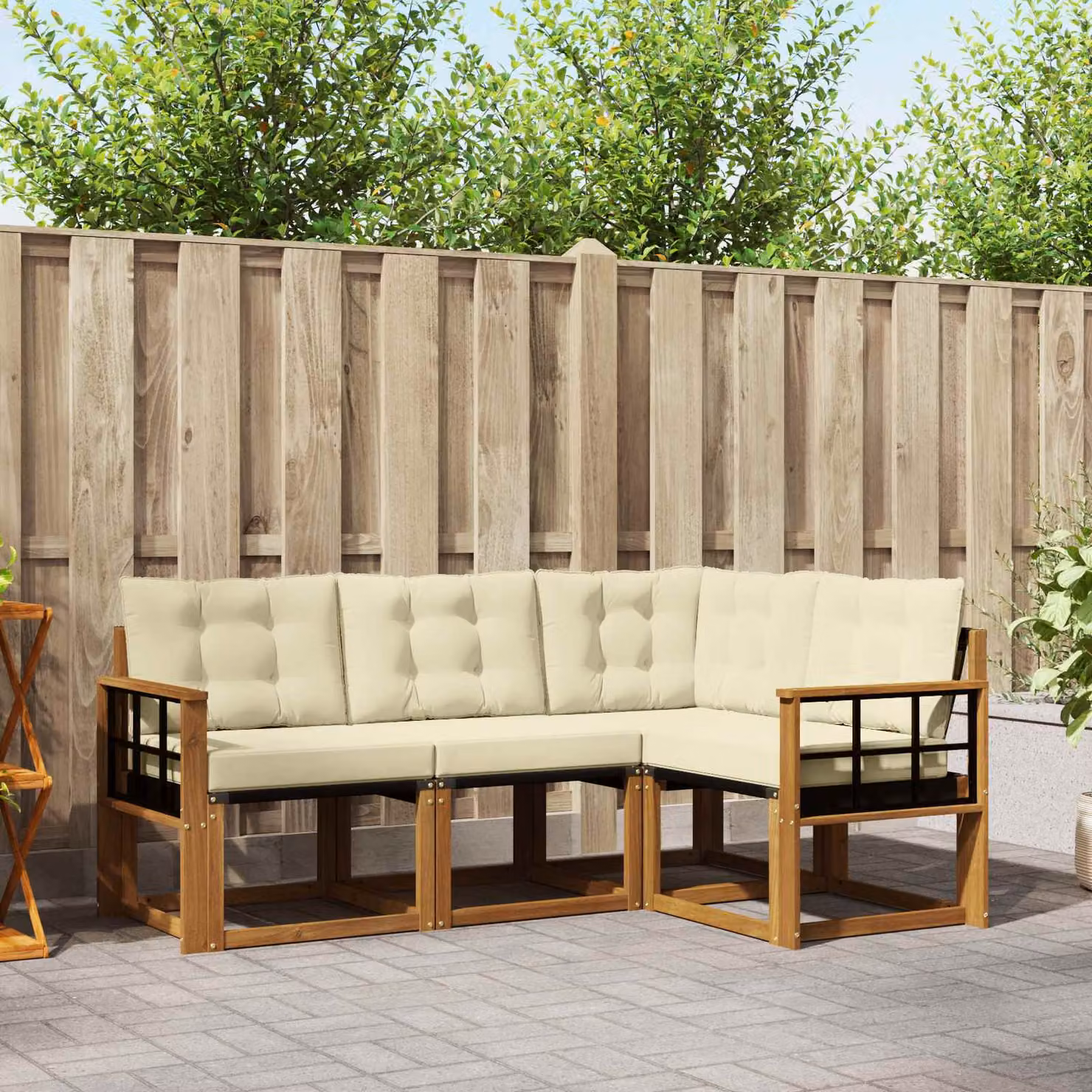 Set di divani da esterno vidaXL a forma di L composto da 4 pezzi in legno di acacia trattato e tessuto textilene, colori beige, bianco e marrone, con cuscini inclusi