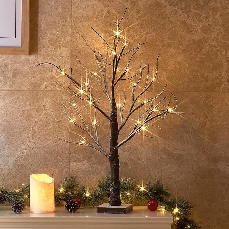 Albero decorativo a LED, altezza 60 cm, 24 luci LED bianco caldo, con neve artificiale, alimentato a batteria