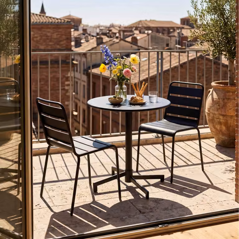 Set da giardino con tavolo e 2 sedie in metallo nero - Oviala Palavas
