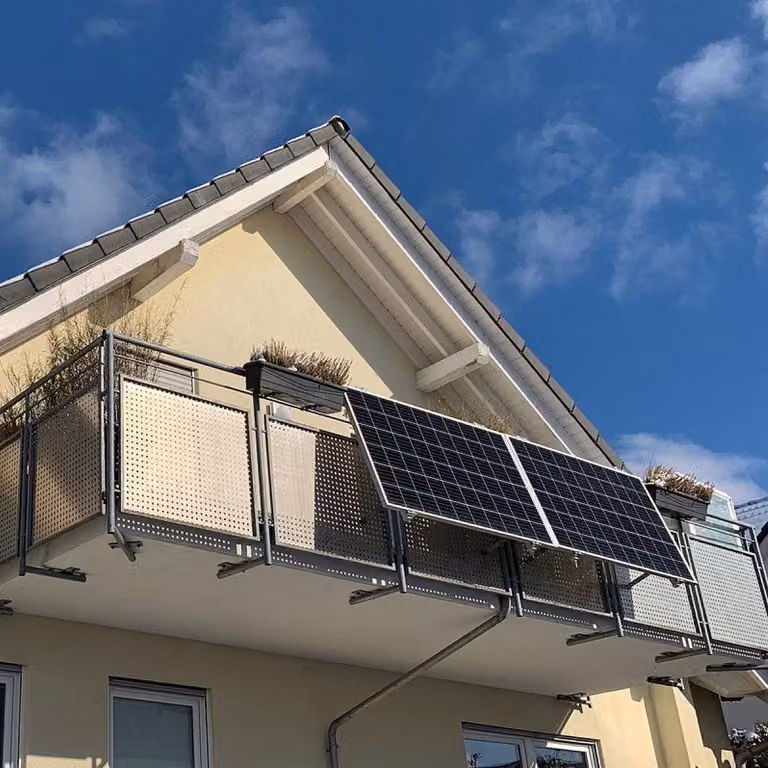 Centrale elettrica per balconi Staffa per balconi regolabile 30°-50