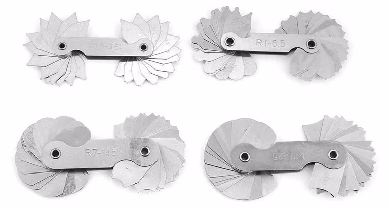 Set di 4 strumenti per la misurazione del raggio – Strumenti di precisione in acciaio inossidabile per la realizzazione di stampi: R0.3-1.5 / R1-6.5 / R7-14.5 / R15-25