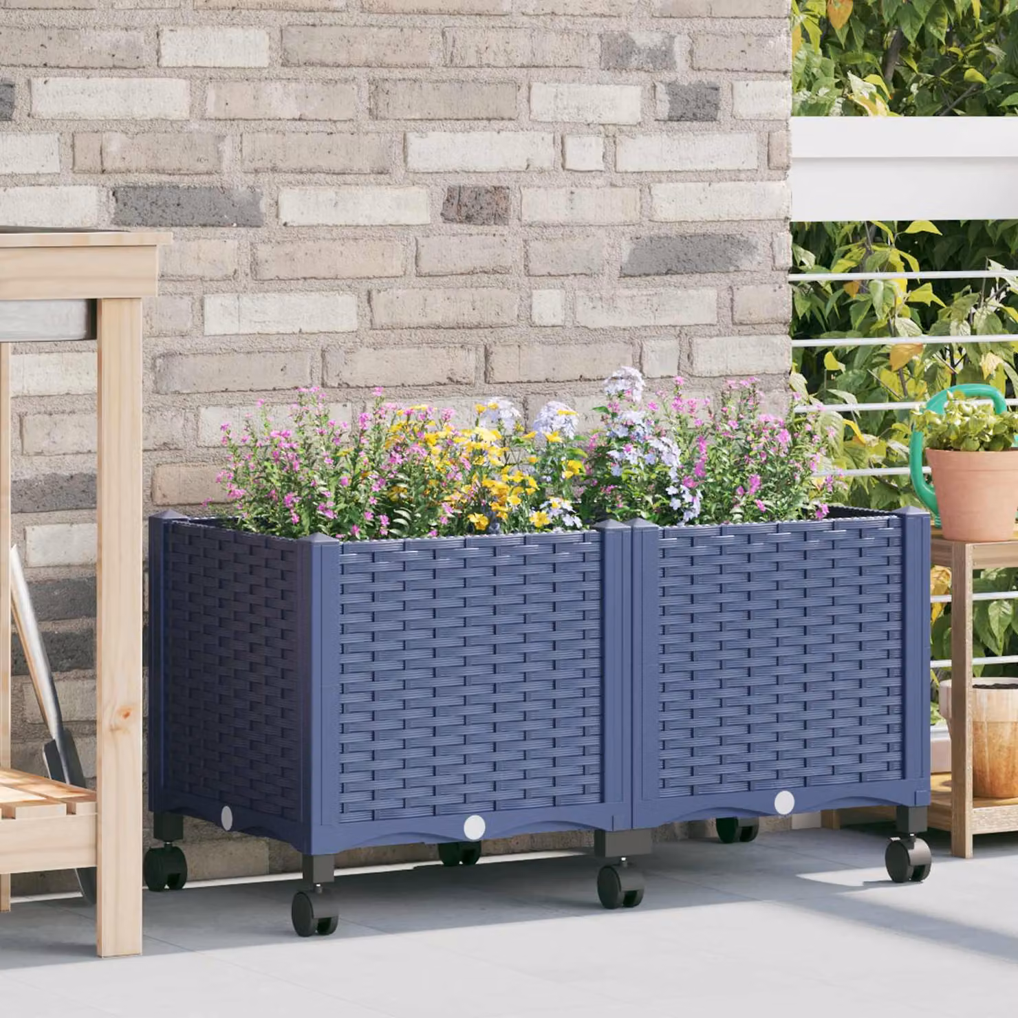 Vaso da giardino con ruote vidaXL in plastica, blu e grigio, L 80 cm x P 40 cm x H 44 cm