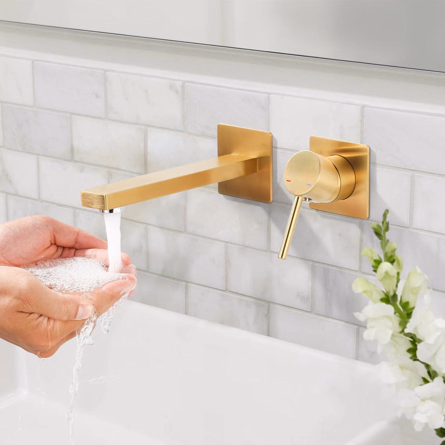 Miscelatore monocomando da incasso per lavabo, finitura rame dorato, con aeratore