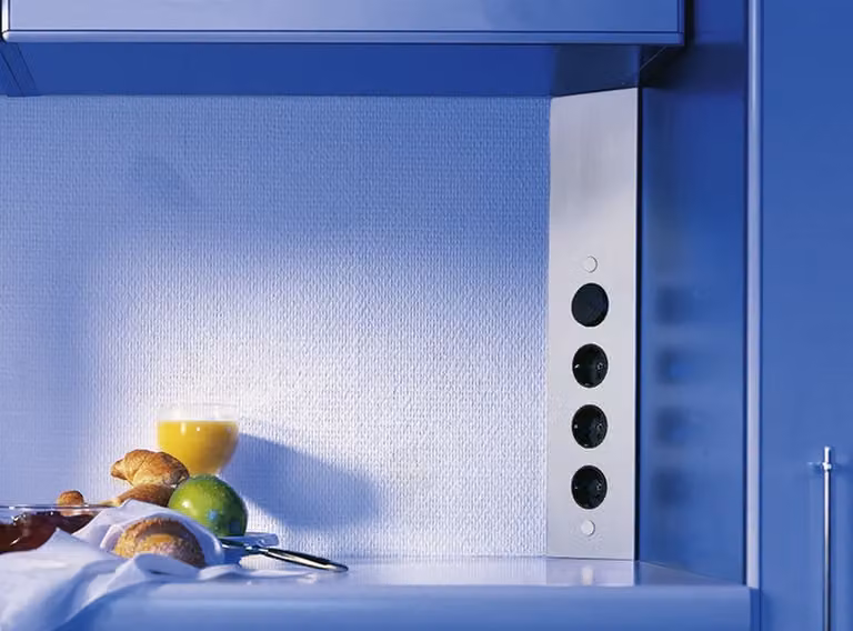 ST3007 listello per zoccolo d'angolo, acciaio inox