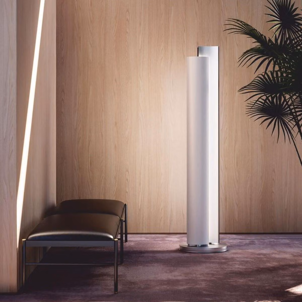 Casa Padrino Riscaldatore elettrico a colonna LED Bianco / Argento H. 185,5 cm - Italy