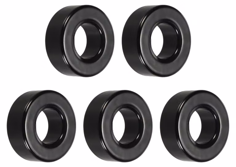 5 nuclei toroidali in ferrite, dimensioni 23,6 x 47 x 18,6 mm, colore nero