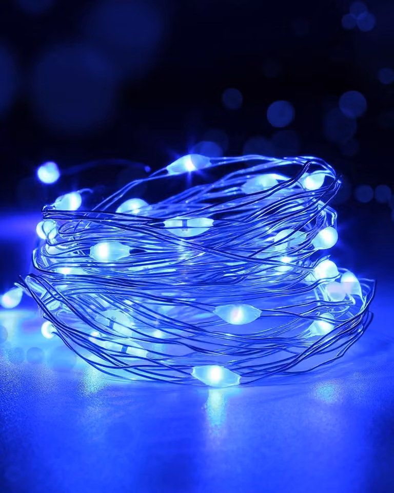 Catena luminosa a LED, 5 metri, 50 LED, filo di rame, grado di protezione IP65, alimentazione USB