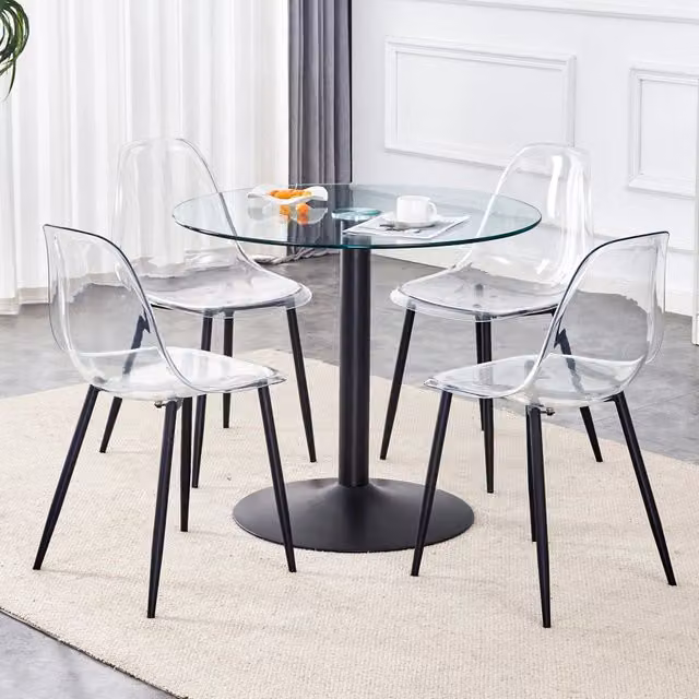 Tavolo da pranzo per 4 persone con 4 sedie in plastica, piano in vetro temperato e base in metallo nero, per cucina