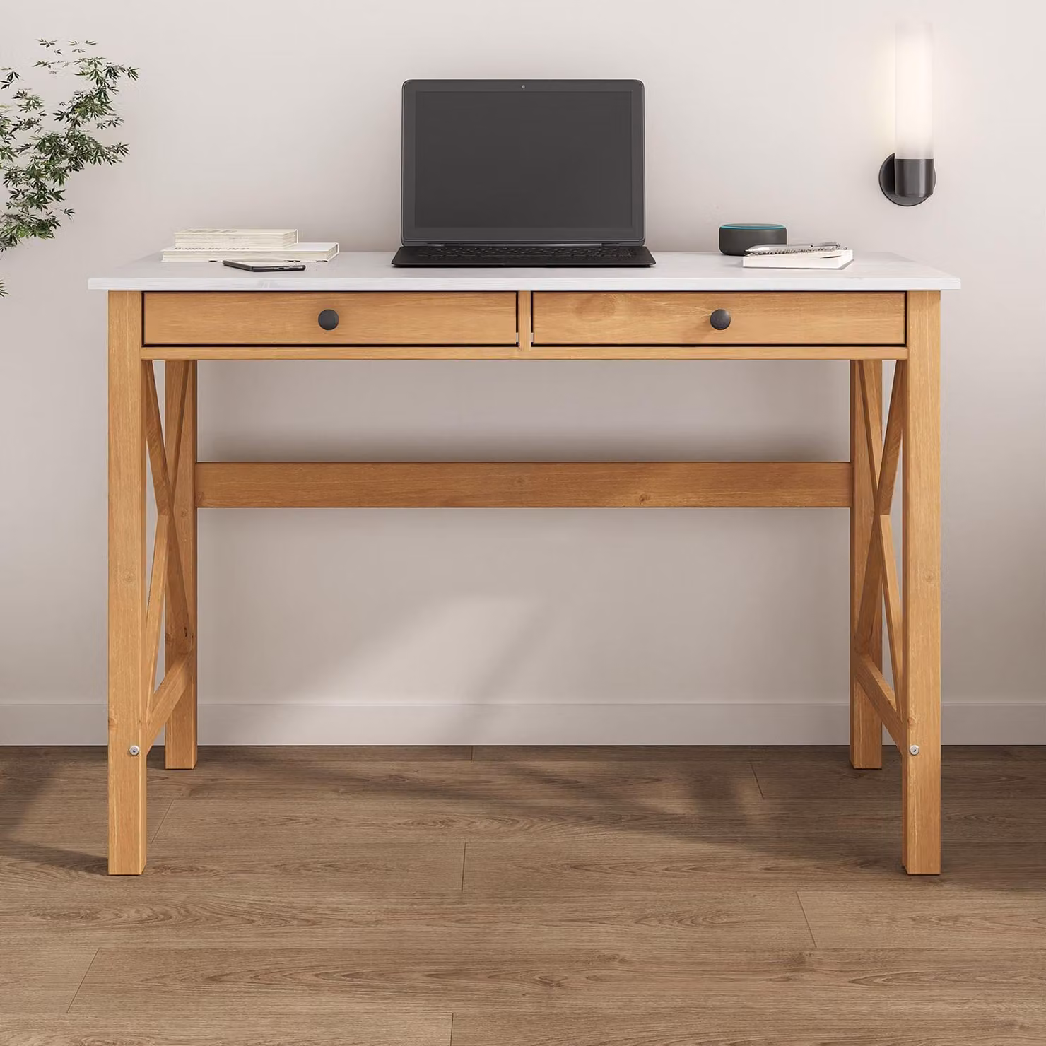 Scrivania ADRIAN in legno massello, bianco/rovere - Tavolo da ufficio per la casa con 2 cassetti e maniglie in metallo, ideale come scrivania da ufficio o da computer per lo studio, in stile rustico moderno