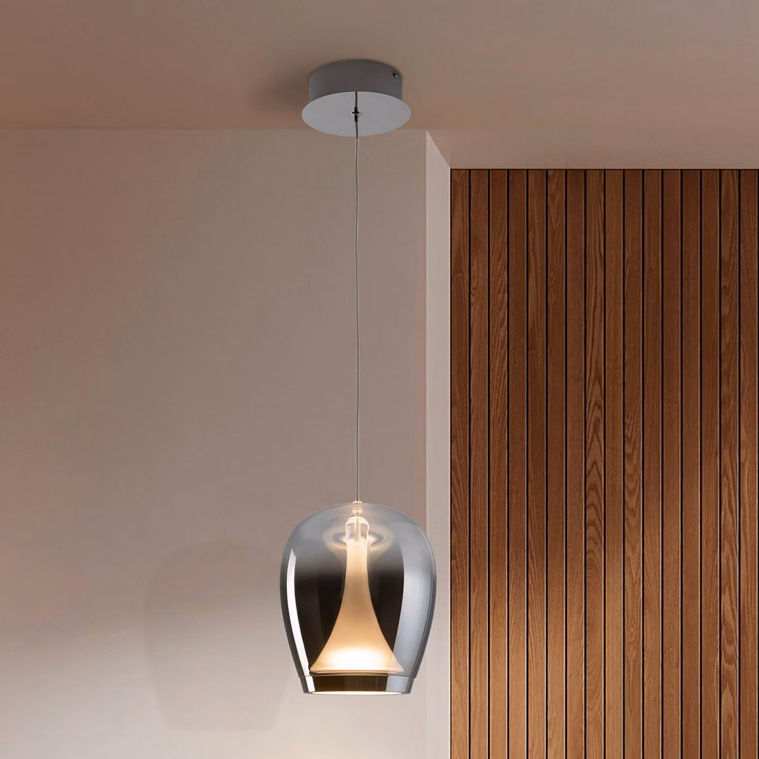 Schuller Valencia Lampada a sospensione in vetro Suspiro, Alluminio / Grigio / Zincato, Soggiorno / Sala da pranzo, Vetro, Lampada a sospensione