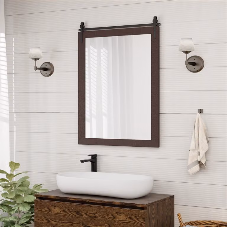 Specchio a parete rettangolare Costway in stile farmhouse con cornice in legno e staffa in metallo, Colore Noce, L: 76,5 cm, H: 56 cm
