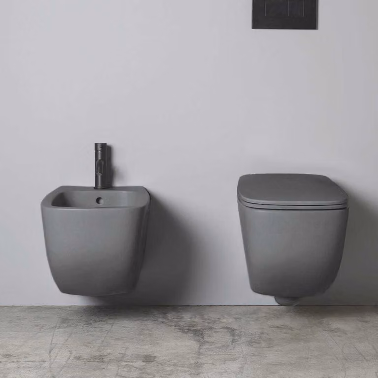 Coppia di sanitari sospesi in Vetroceramica grigio opaco | Mozart
