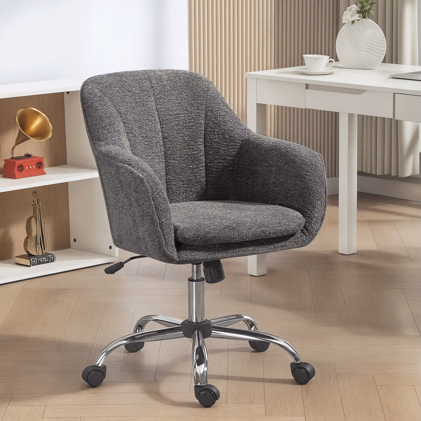 Sedia da ufficio ergonomica HOMCOM grigia con seduta girevole e funzione dondolo – 2
