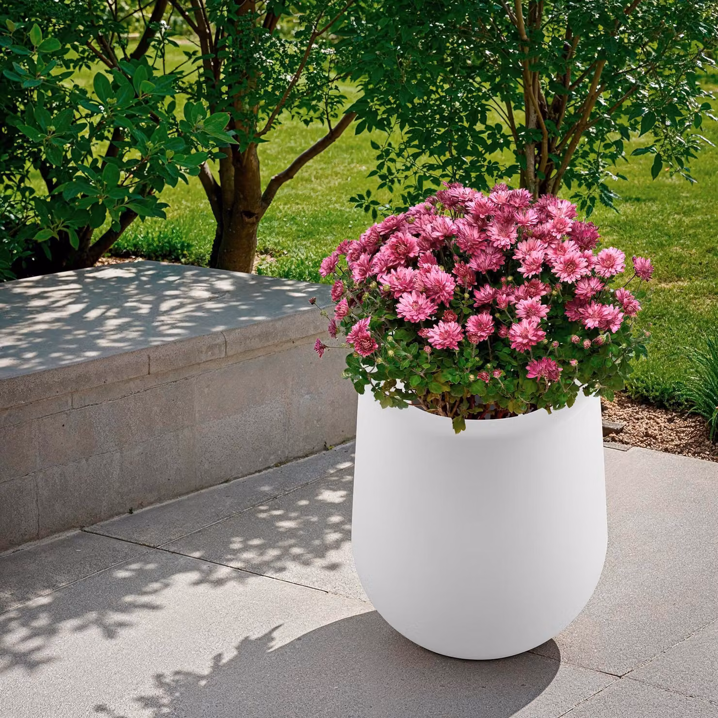 Vaso luminoso LED Luminous Courve Pot tectake bianco con telecomando e effetto RGB per giardino – 2