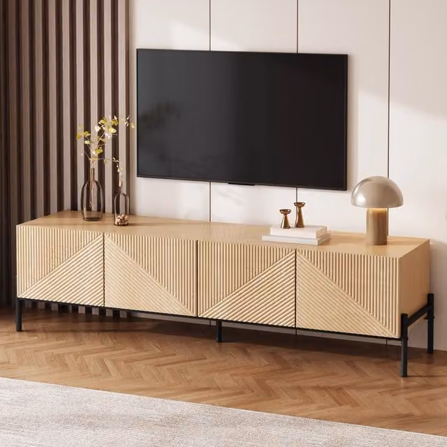 Mobile TV 163.5x40x45 cm con 4 ante e struttura geometrica in MDF naturale