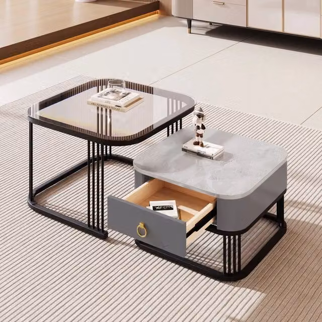 Set di 2 tavolini da caffè Minimal impilabili con piano in vetro effetto marmo lucido e gambe nere