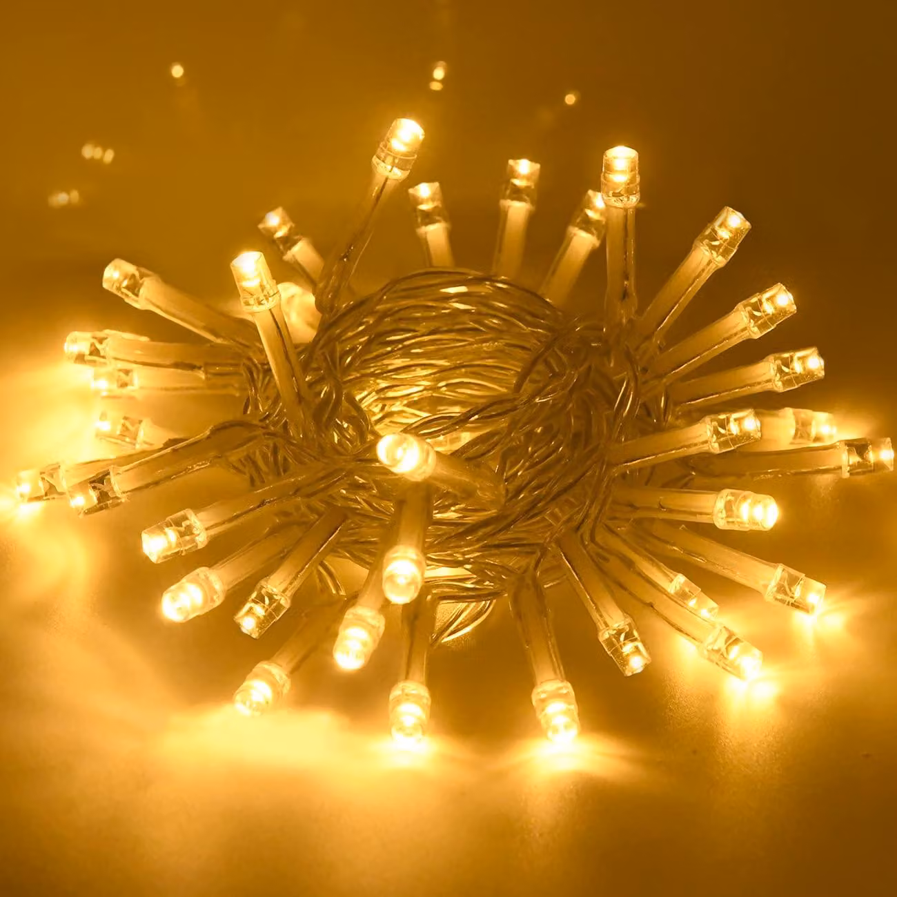 Catena luminosa a LED, 5 metri, 50 LED, con timer, alimentata a batteria, luce bianco caldo