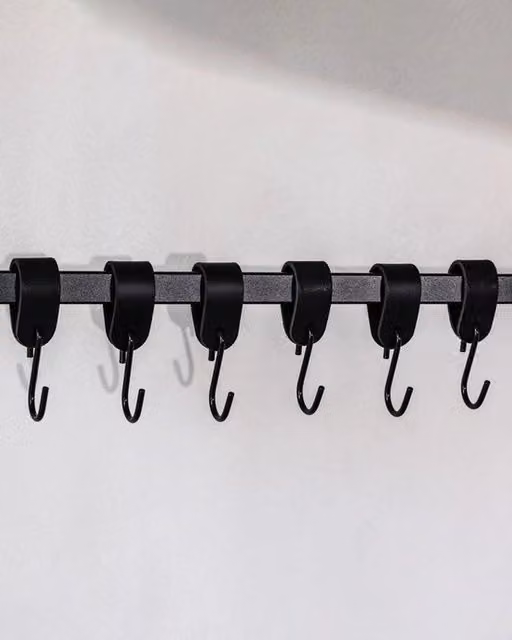 Set di 6 ganci a S di metallo in nero - Design moderno - Gancio a S di alta qualità con cerniera in pelle e acciaio - 10 cm