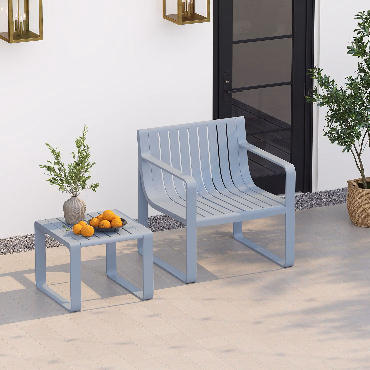 Set da giardino composto da 2 pezzi con sedia e tavolino, set composto da sedia a doghe e tavolo con braccioli, set da balcone