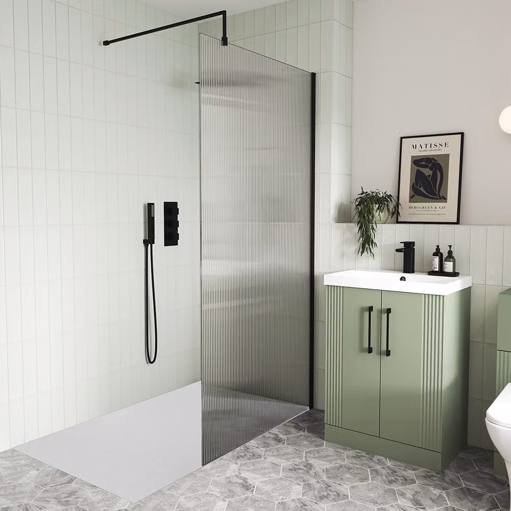 Box Doccia Walk-In Nero Vetro Scanalato con Piatto 1400x700mm Senza Anta Paraspruzzi