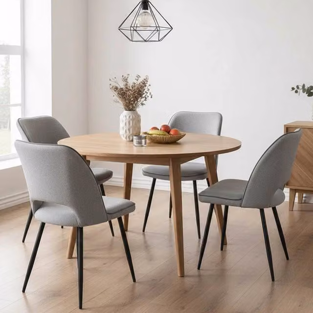 Set di 4 sedie moderne Staffolo in tessuto grigio con struttura in metallo