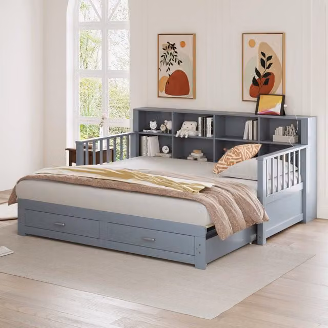 Letto estraibile multifunzionale in legno grigio con rete a doghe due cassetti presa e vani posteriori