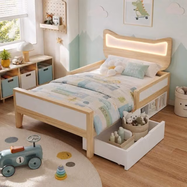 Letto per bambini 90x200 cm in legno bianco e rovere con testiera a forma di gatto, LED RGB, cassetto e vano contenitore