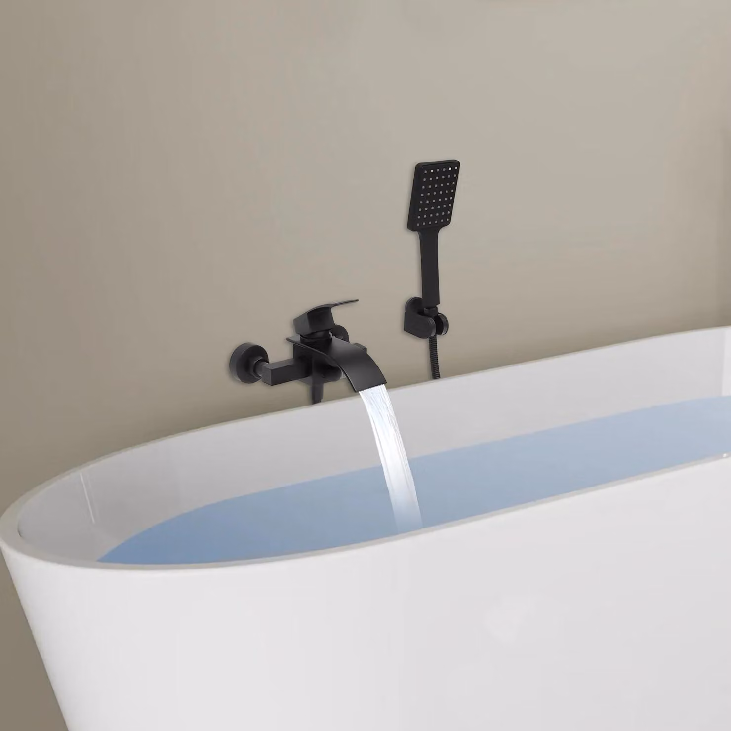 Miscelatore per vasca da bagno a cascata, da montare a parete - Realizzato in ottone massiccio - Finitura cromata - Adatto per bagni e hotel - Cromo