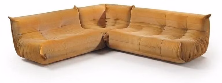 Divano angolare a forma di L, colore arancione, design moderno, struttura in legno, ideale per il soggiorno, offre grande comfort