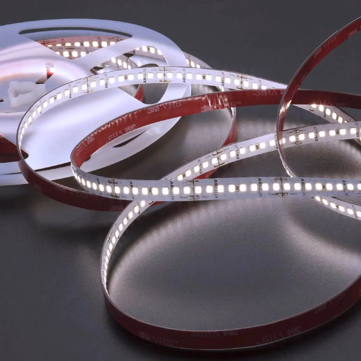 ARELUX XRIBO IP20, striscia LED, 5 metri per rotolo, 18W/metro, 192 LED/metro, 24V DC, indice di resa cromatica (CRI) 80, angolo di emissione >115°, temperatura di colore 2700K