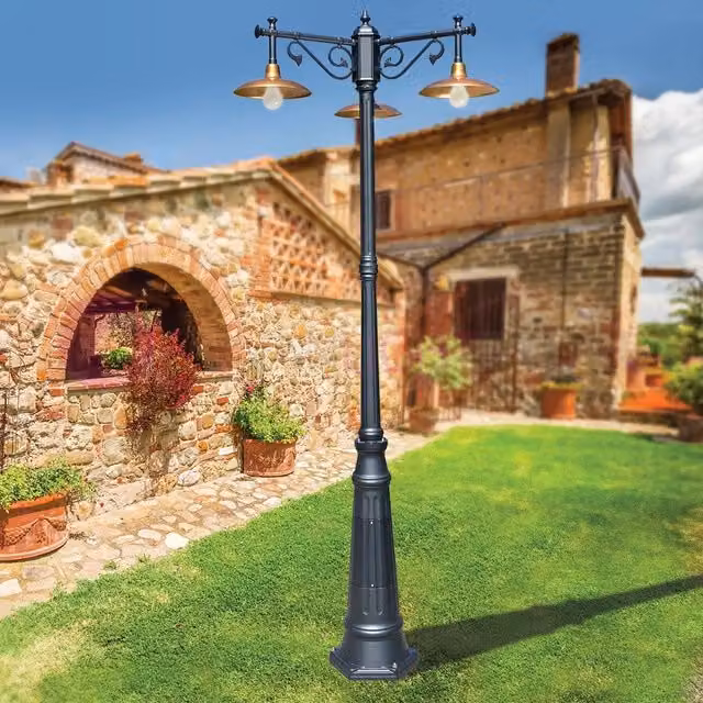 Lampione da giardino Nike Iris Luce con 3 luci in metallo antracite e dettagli in ottone anticato