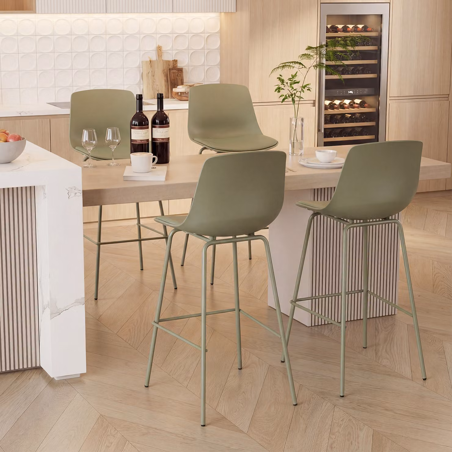 Set di 4 sgabelli da bar Costway in ecopelle verde con schienale imbottito e gambe in metallo per cucina e sala da pranzo