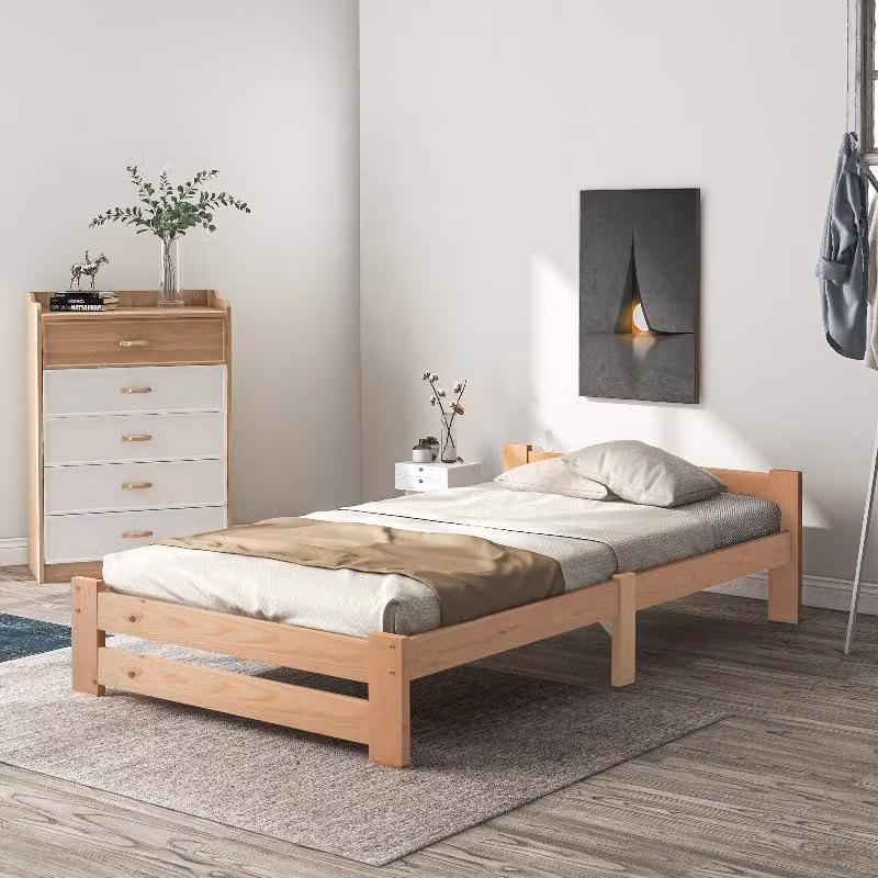Letto matrimoniale 90x200 cm in legno di pino naturale, con testiera e rete a doghe, ideale per la camera da letto