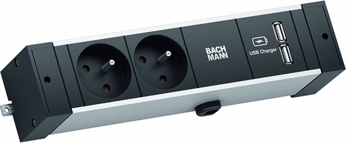 BACHMANN Binario da tavolo 2xUTE 1xCaricatore USB 2,0m GST18