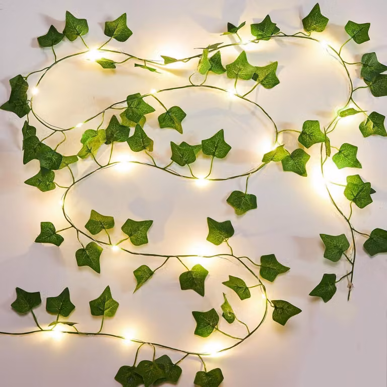 Ghirlanda artificiale di edera con catena luminosa, confezione da 2, lunghezza 4 metri, 40 LED, grado di protezione IP65, alimentazione a batteria