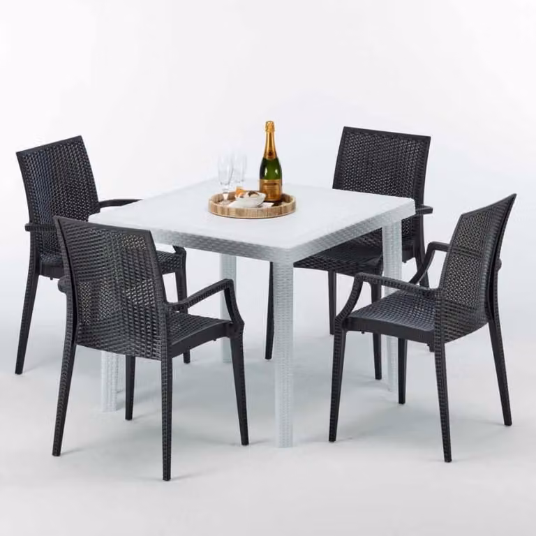 Tavolo quadrato bianco e 4 sedie in polipropilene colorato Set di bastoni per esterni Grand Soleil Arm Bistrot Love - Nero