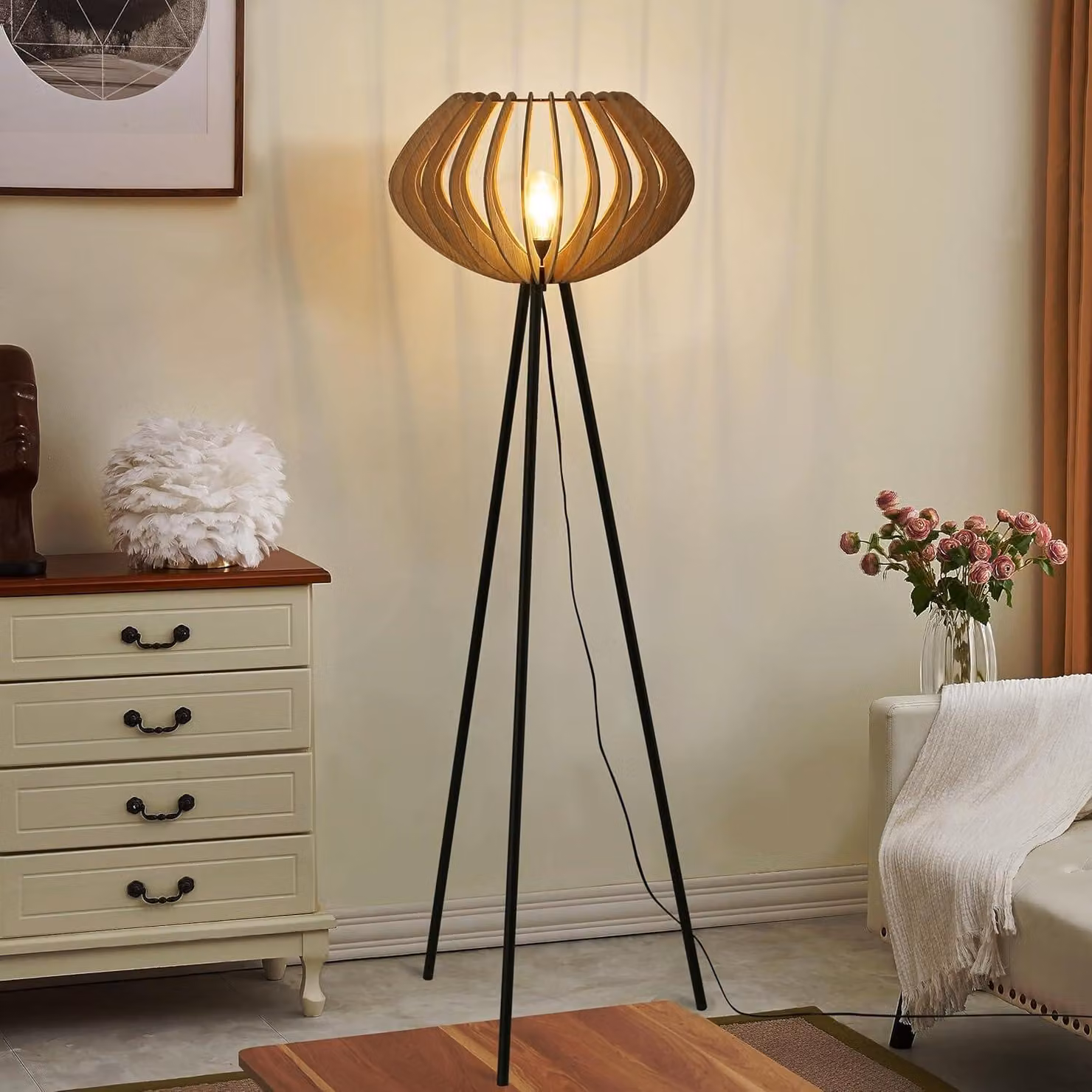 Lampada da terra a treppiede "METTE" in legno MDF, paralume industriale, stile bohémien moderno, con interruttore a pedale, per soggiorno, E27.