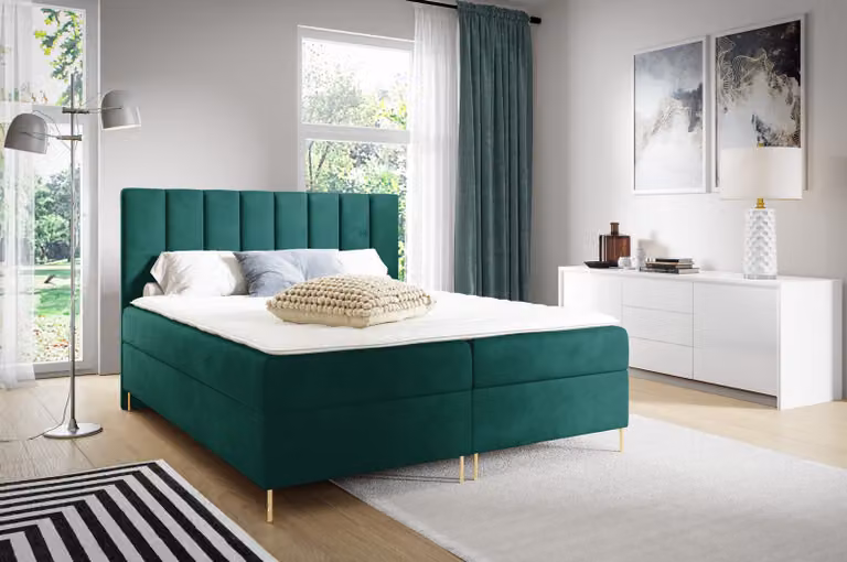 Letto GUTTO NADIA, 160 x 200 cm, con 2 contenitori sotto il letto, topper di 5 cm incluso, rivestito in velluto verde, con gambe dorate