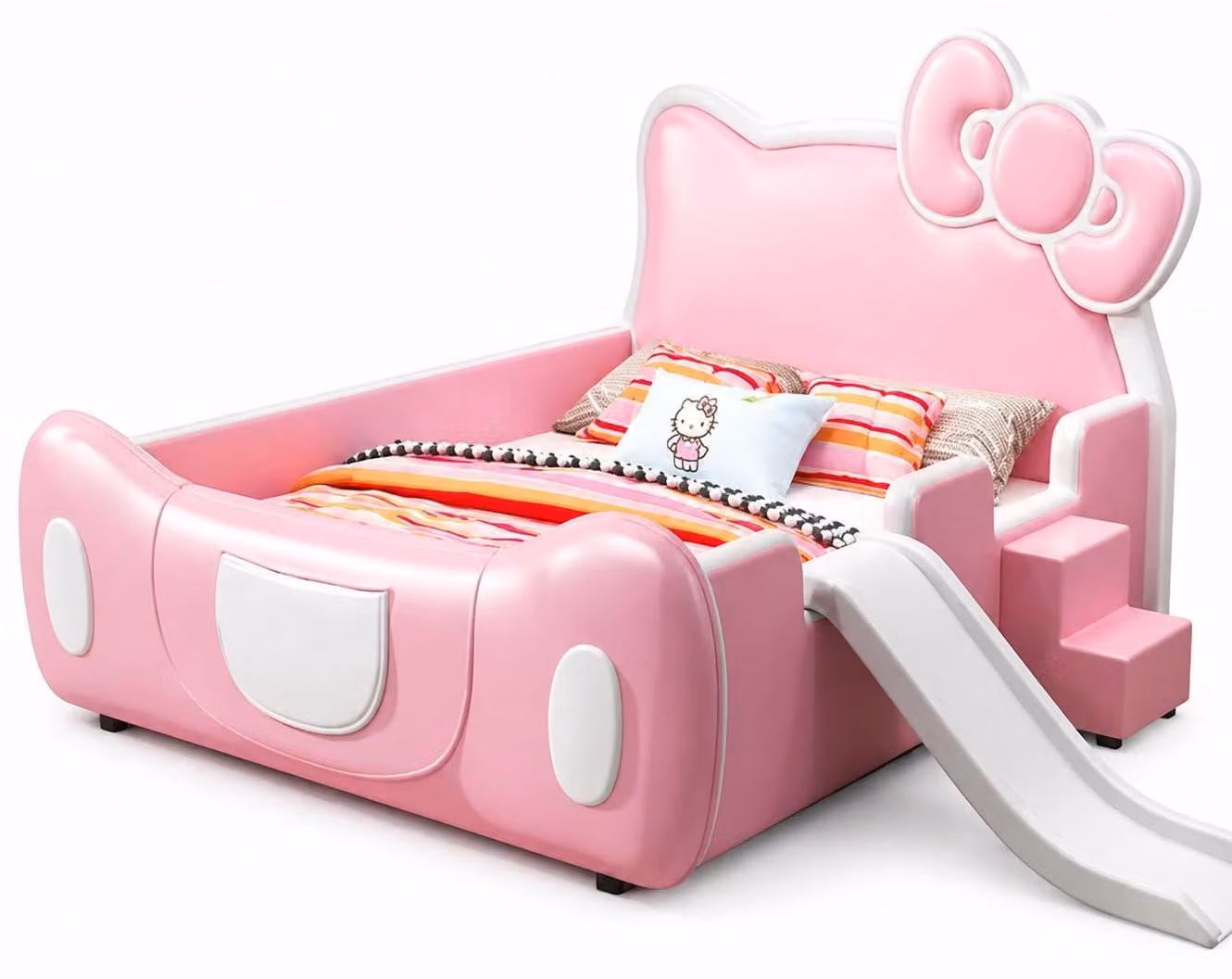 Letto per bambini rosa con scaletta e scivolo. Letto a tema Hello Kitty per bambine