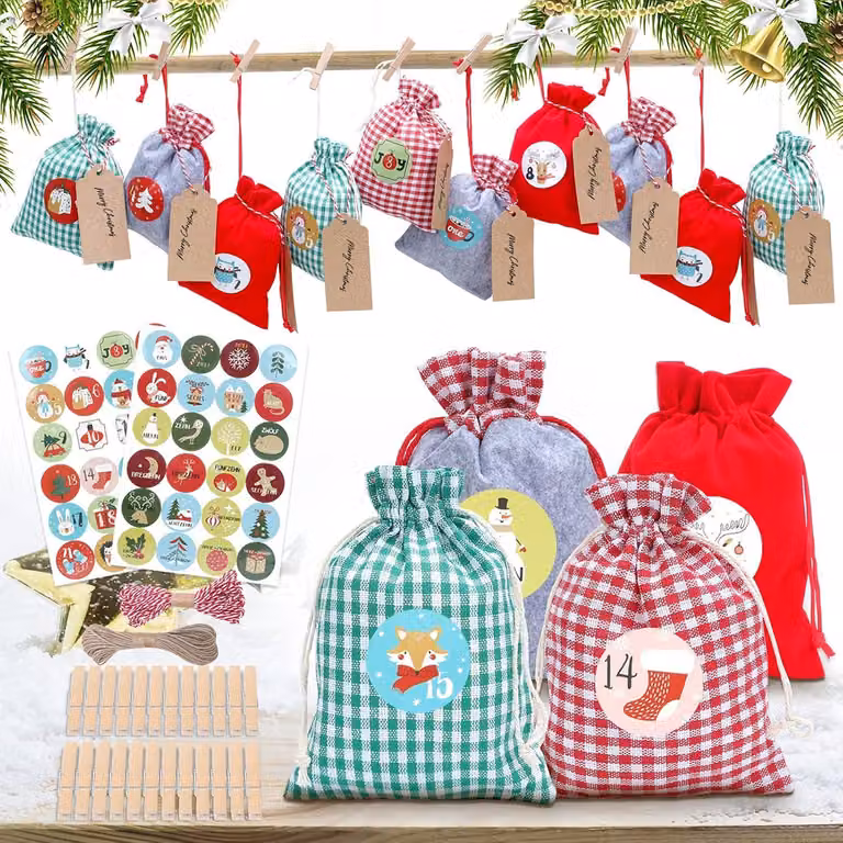 Calendario dell'Avvento da riempire 24 sacchetti regalo del calendario dell'Avvento di Natale Elemento di design di Natale
