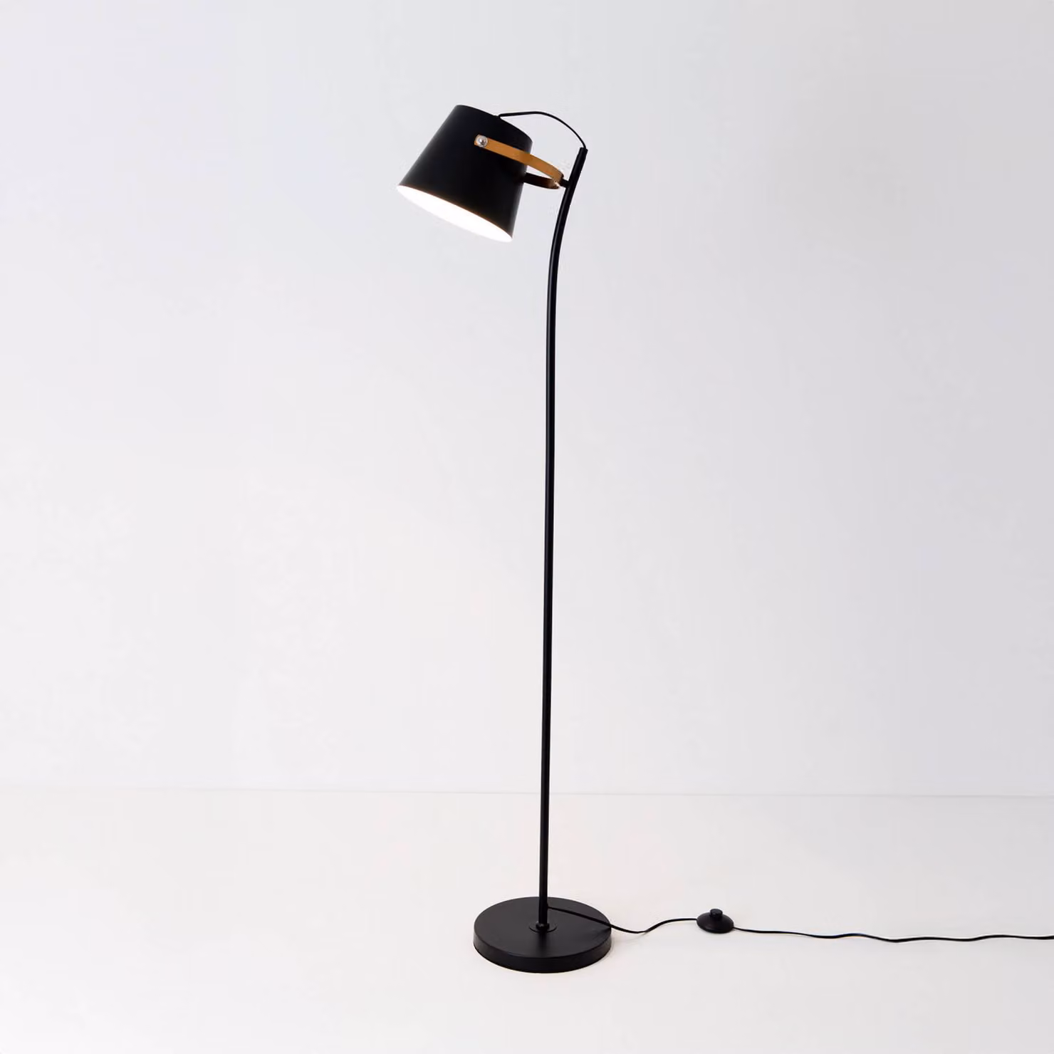 Holländer Lampada da terra ESPERTO, Nero, Soggiorno / Sala da pranzo, Metallo, Lampada da terra